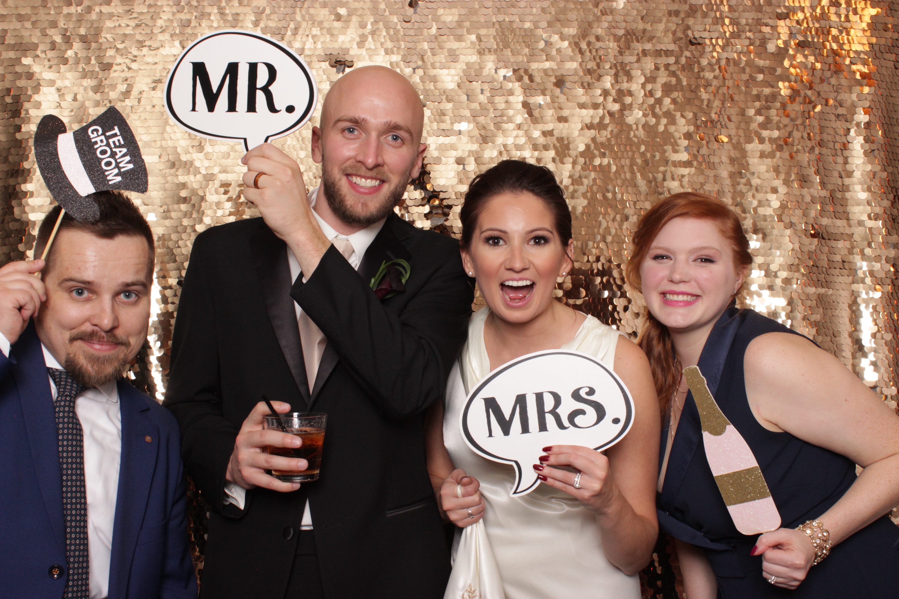 Courtney + Ryan | View more photos from the event at events.alfrescophoto.com/u/AlfrescoPhoto/Courtney-Ryan